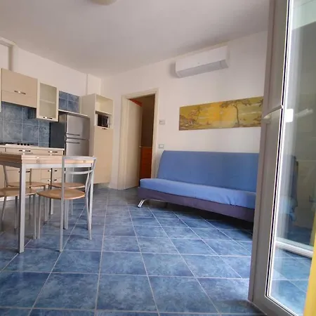 Souvenir 6 Apartment *