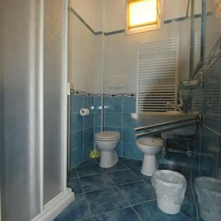 Apartment Souvenir 6 *