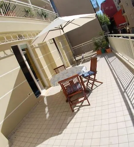 Apartamento Souvenir 6 *