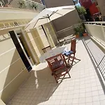 Διαμέρισμα Souvenir 6 *