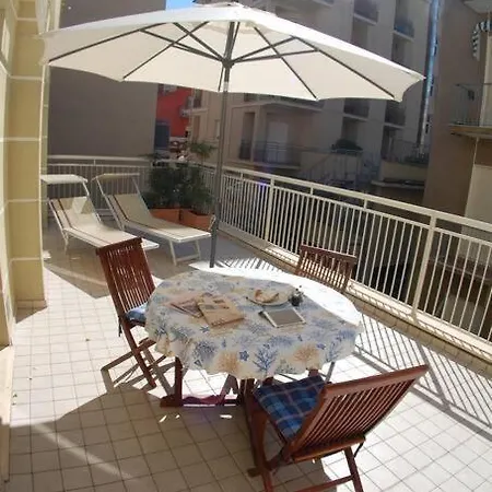 アパート Souvenir 6