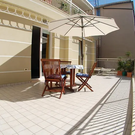 Souvenir 6 Appartement *